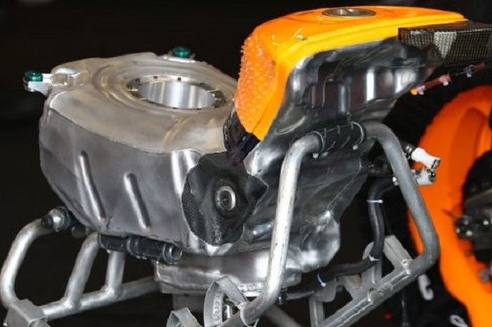Bentuk tangki bahan bakar pada motor Honda RC213V.