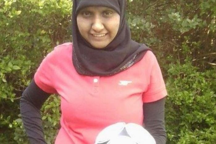 Pelatih tim wanita Leicester City U-11, Annie Zaidi
