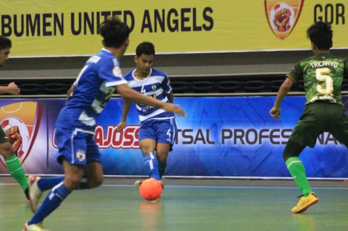 Vamos Mataram melawan SKN Kebumen dalam laga Grup A Pro Futsal League 2018 di GOR Amongrogo, Yogyakarta, Sabtu (17/3/2018)