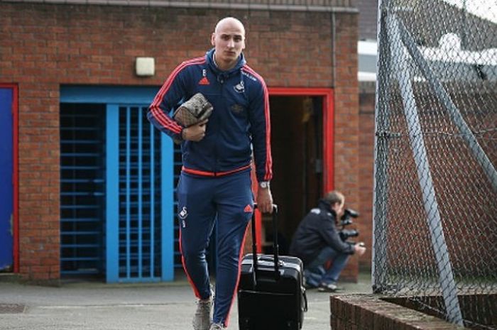 Jonjo Shelvey (Swansea City) datang ke stadion sebelum pertndingan Premier League antara Crystal Palace vs Swansea City di Selhurst Park, 28 Desember 2015 di London. 