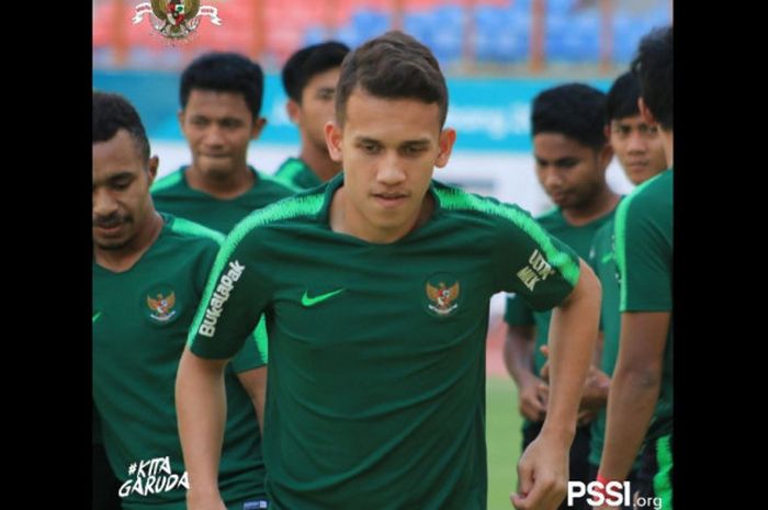Egy Maulana Vikri saat menjalani latihan perdana bersama timnas U-19 Indonesia di Stadion Wibawa Mukti, Cikarang Timur, Kabupaten Bekasi, Selasa (9/10/2018).