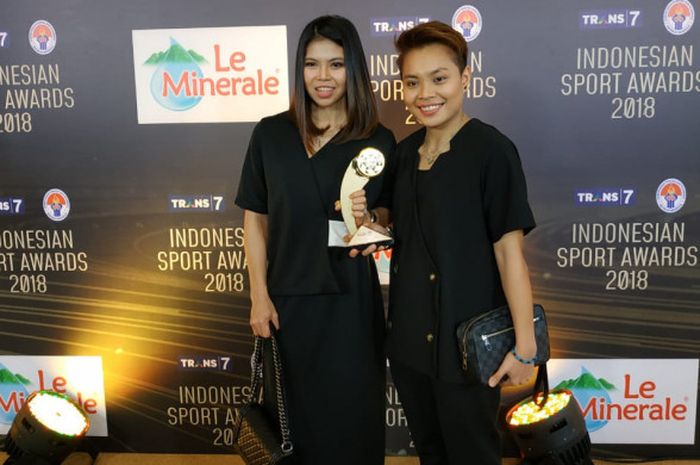 Pasangan ganda putri Indonesia, Greysia Polii/Apriyani Rahayu, menghadiri acara Indonesian Sport Awards 2018, di Studio 1 Trans TV, Jakarta, Jumat (23/11/2018) malam.