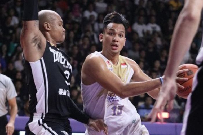 Pebasket CLS Knights Indonesia, Kaleb Ramot Gemilang.