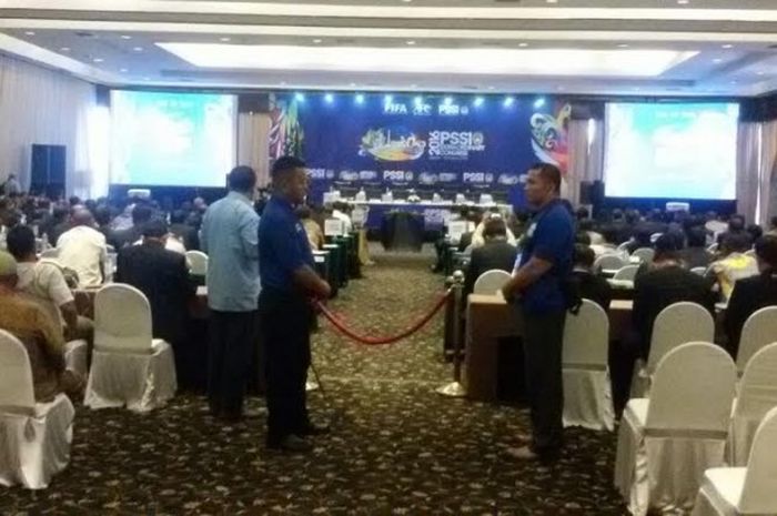 Suasana Kongres Tahunan Pemilihan PSSI di ballroom Krakatau, Hotel Mercure, Ancol, Jakarta Utara, Rabu (3/8/2016). 