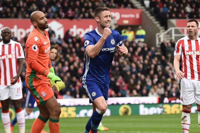 Gary Cahill saat melawan Stoke City