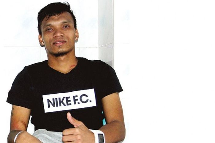Ferdinand Sinaga, penyerang lokal yang subur di TSC namun tidak masuk tim nasional Indonesia.