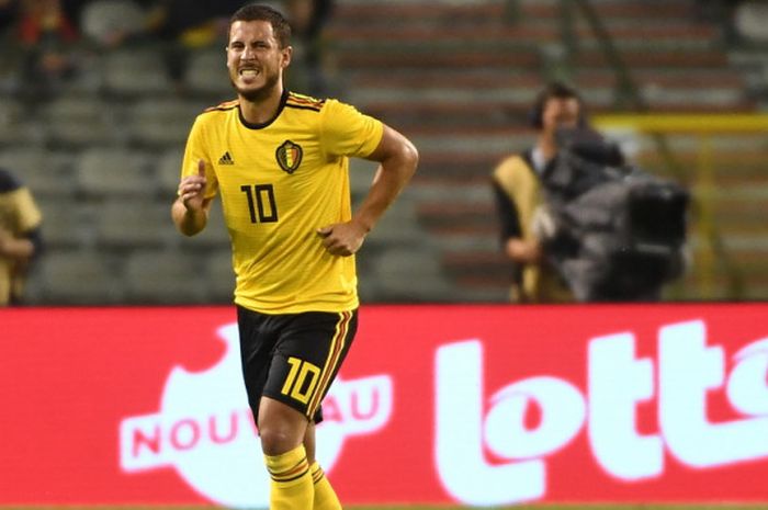 Ekspresi penyerang timnas Belgia, Eden Hazard, saat menahan rasa sakit yang dialaminya dalam laga uji coba menghadapi Kosta Rika di Stadion Stade Roi Baudouin, Brussel, Belgia, pada Senin (11/6/2018).