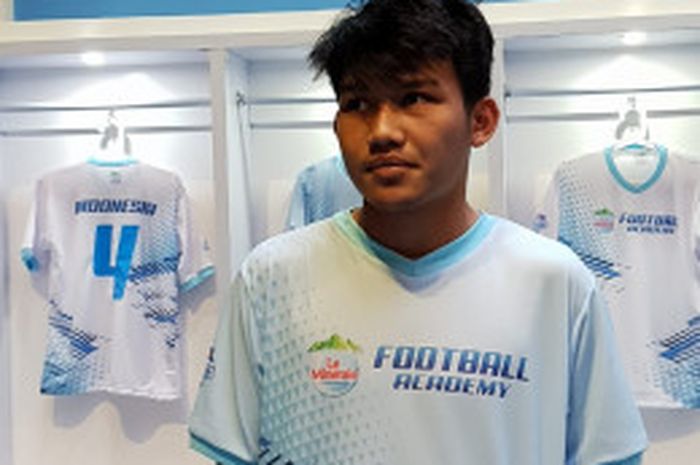 Witan Sulaeman, pemain U-19 Indonesia, di sela-sela konferensi pers Le Minerale Football Camp 2018, 