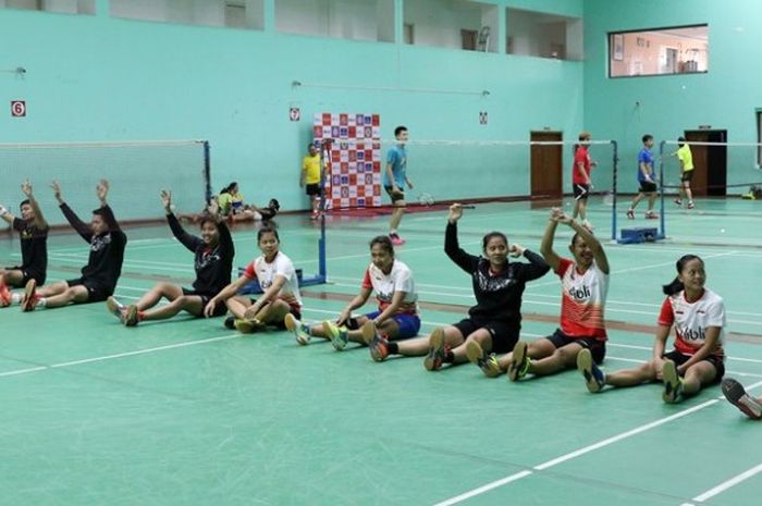 Tim Piala Uber Indonesia sedang menjalani sesi latihan di Gopichant Academy Academy, Hyderabad, Senin (15/2/2016).