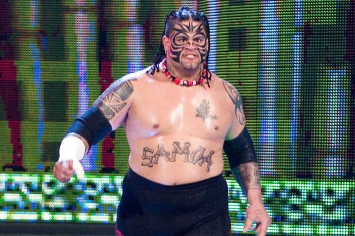 Atlet WWE, Umaga.