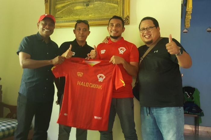 Firman Utina bergabung dengan klub Liga 2, Kalten Putra, untuk musim 2018. 
