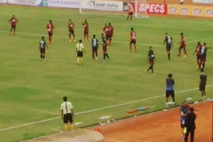 aga Persipura Jayapura versus PSM Makassar, di Stadion Mandala, Jayapura, Rabu (27/9/2017). Babap pertama berakhir 0-0. 