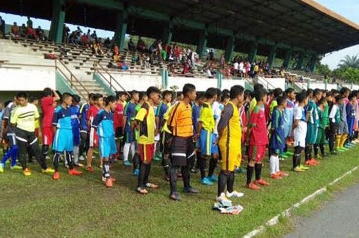 Animo peserta seleksi timnas U-16 Indonesia untuk Sumatera Utara (Sumut) yang berlangsung di Stadion Mini USU, Medan, Minggu (26/2/2017).