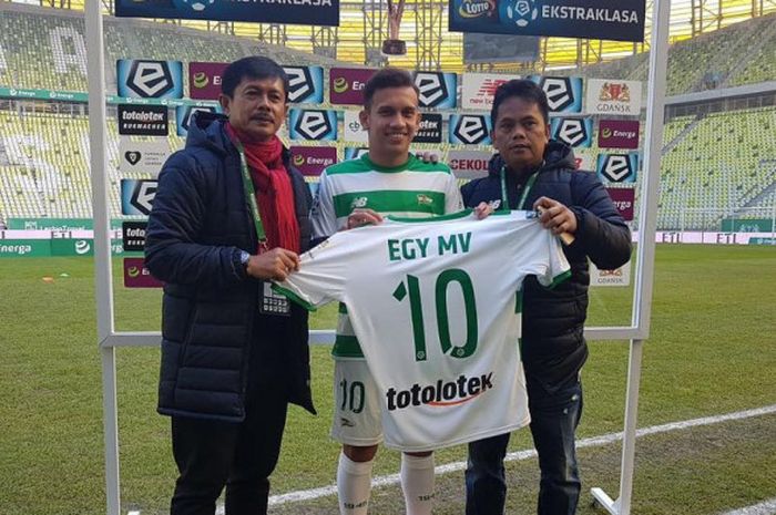 Indra Sjafri bersama Egy Maulana di Lechia Gdansk