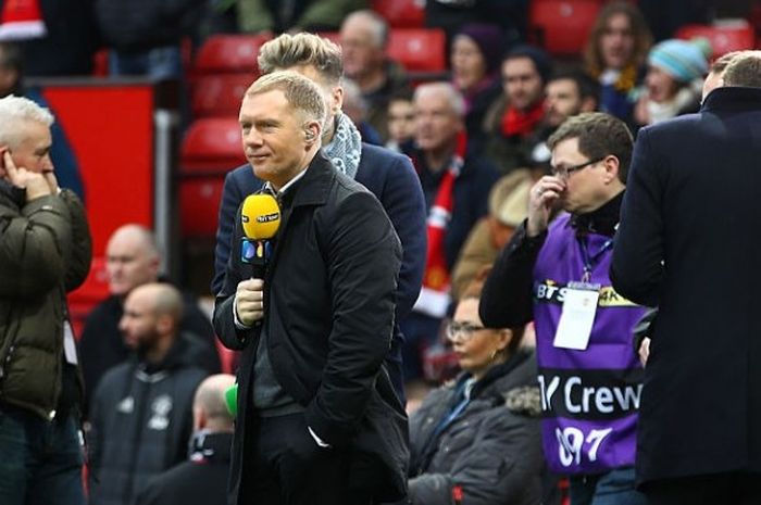 mantan pemain Manchester United, Paul Scholes dan tim The BT Sport dalam laga Emirates FA Cup antara Manchester United kontra Reading di Old Trafford, 07 Januari 2017. 