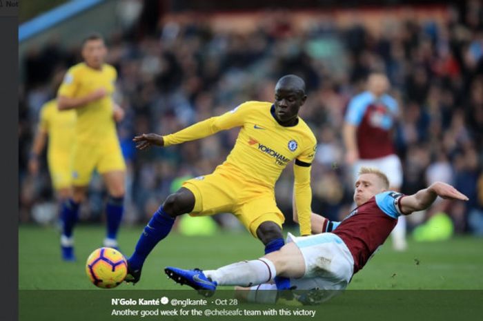 Gelandang Chelsea, N'Golo Kante, beraksi dalam laga pekan ke-10 Liga Inggris menghadapi Burnley di Stadion Turf Moor, 28 Oktober 2018.