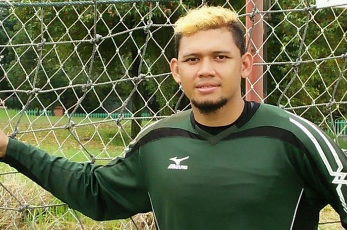 Kiper Muhammad Ridwan memilih mundur dari Persib dan akan jadi bagian Semen Padang pada Liga 1 Musim 2017. 
