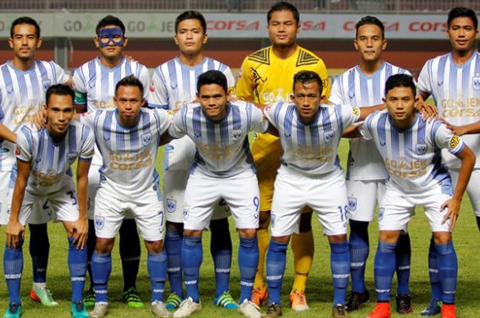 Pose para pemain PSIS Semarang jelang laga Liga 2 musim 2017.