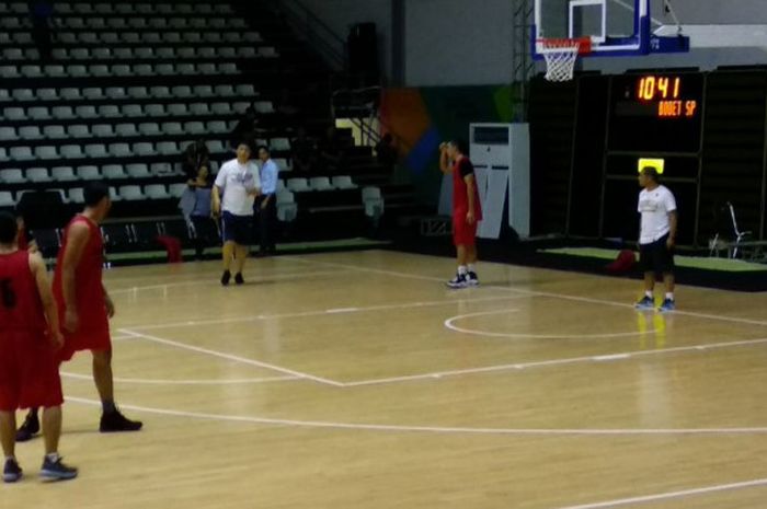 Tim nasional basket Indonesia sedang menjalani latihan jelang test event Asian Games 2018 di Hall Basket Senayan, Jakarta, Rabu (7/2/2018).