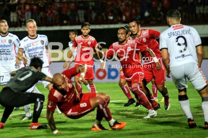 Persija Jakarta menghadapi Bali United, pada laga terakhir fase Grup D Piala Presiden 2018, di Stadion Kapten I Wayan Dipta, Senin (29/1/2018).