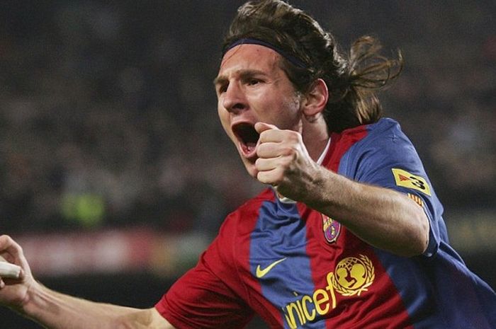 Selebrasi Lionel Messi ketika mencetak gol ke gawang Real Madrid di laga El Clasico pada 3 Maret 2007 di Stadion Camp Nou.