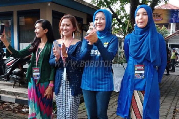 Atalia Kamil, Istri Walikota Bandung, Ridwan Kamil di Acara yang DIselenggarakan Viking Girls, Minggu (22/4/2018)