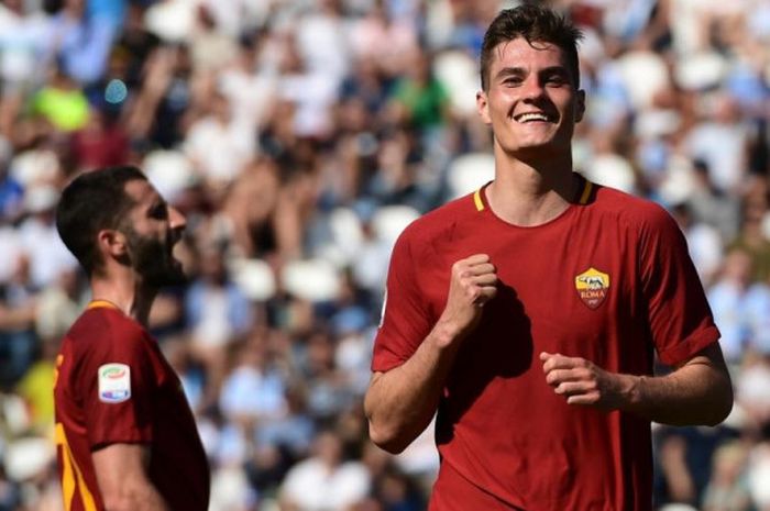 Striker AS Roma, Patrik Schick, merayakan gol ke gawang SPAL dalam partai Liga Italia di Stadion Paolo Mazza, Ferrara, 21 April 2018.