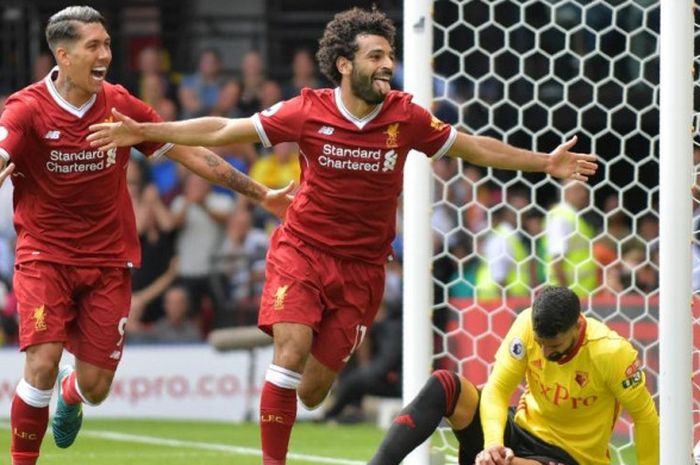 Aksi selebrasi penyerang Liverpool, Mohamed Salah (kanan), setelah menjebol gawang Watford dalam partai Liga Inggris di Vicarage Road, 12 Agustus 2017.