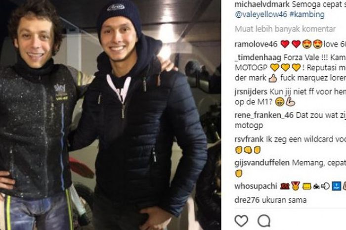 Potret kedekatan Valentino Rossi dengan Michael van der Mark. 