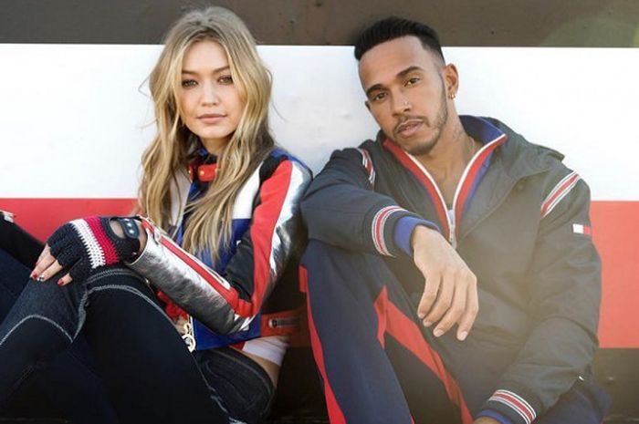 Gigi Hadid (kiri) dan Lewis Hamilton (kanan) saat berpose untuk salah satu brand busana ternama Tommy Hilfiger.