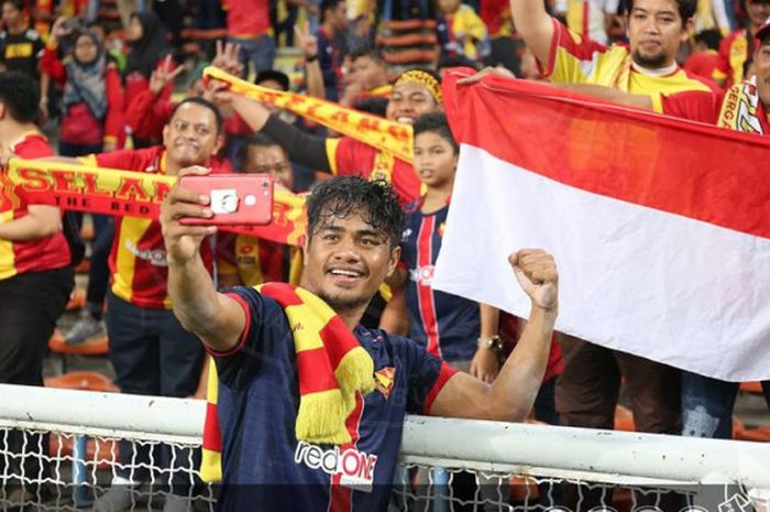 Selebrasi Ilham Udin selepas laga seusai timnya, Selangor FA memenangi semifinal Piala FA Malaysia 2018 atas PKNS FC di Stadion Shah Alam, 30 Juni 2018. 