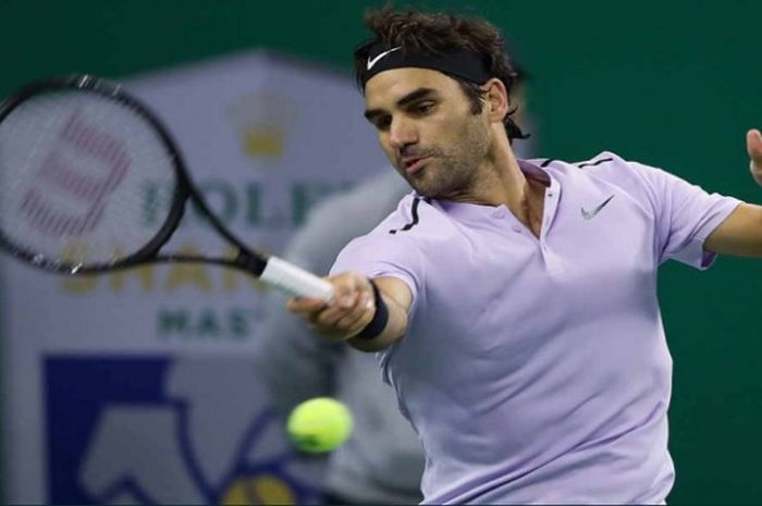Roger Federer saat beraksi di turnamen ATP 1.000, Shanghai Masters 2017.