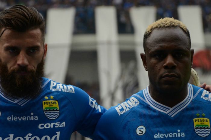 Duet bek tengah Persib Bandung di Liga 1 2018, Bojan Malisic asal Serbia dan Victor Igbonefo kelahiran Nigeria sebelum laga kontra Arema di Stadion Gelora Bandung Lautan Api, Kamis (13/9/2018) pada Liga 1 2018 pekan ke-21.