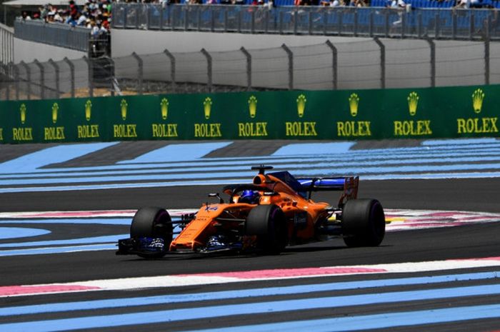 Pebalap McLaren, Fernando Alonso, melakoni sesi latihan kesatu GP Prancis di Sirkuit Paul Ricard, Le Castellet, Jumat (22/6/2018).