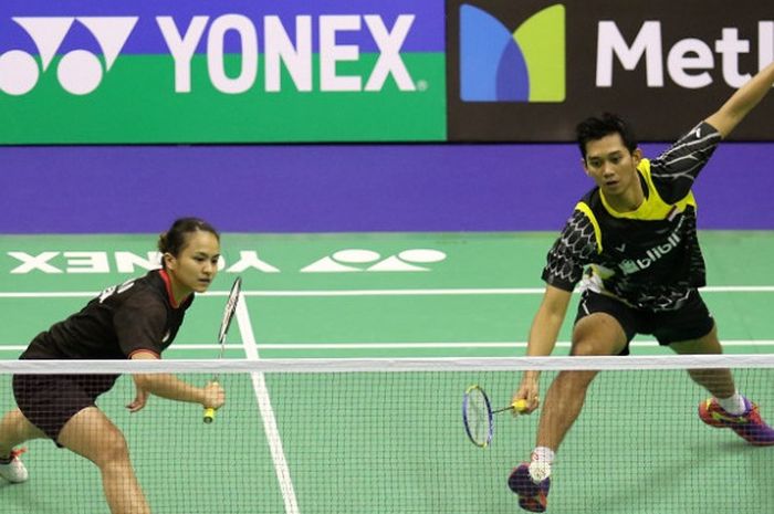 Pasangan ganda campuran Indonesia, Alfian Eko Prasetya/Melati Daeva Oktavianti, tampil pada babak pertama Hong Kong Terbuka di Hong Kong Coliseum, Selasa (21/11/2017).