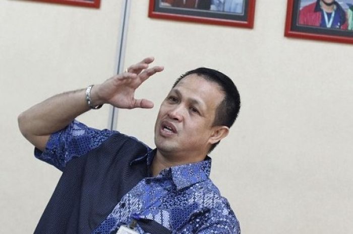 Rexy Mainaky, dahulu Kabid Binpres PP PBSI,  ketika sedang menghadiri diskusi bulu tangkis di Kantor Redaksi Tabloid Bola.