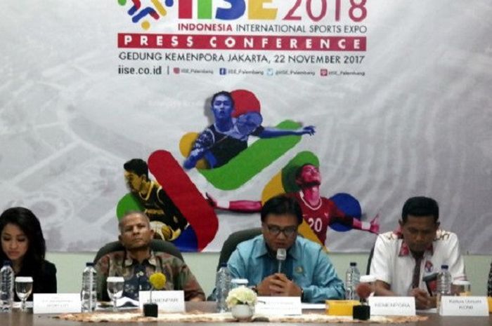 Acara jumpa pers pengenalan Indonesia International Sports Expo (IISE) 2018 di Kantor Kemenpora, Senayan, Jakarta Selatan, Rabu (22/11/2017). 