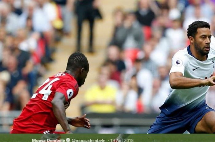 Gelandang Tottenham Hotspur, Mousa Dembele, beraksi melawan bekas timnya, Fulham, di ajang Liga Inggris musim 2018-2019.