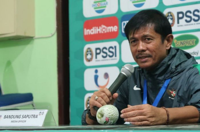  Pelatih timnas U-19 Indonesia, Indra Sjafri pada konferensi pers seusai laga melawan Filipina, Kamis (5/7/2018). 