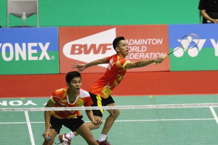 Pasangan ganda putra Indonesia, Fajar Alfian/Muhammad Rian Ardianto, saat bertanding melawan unggulan keempat sekaligus wakil tuan rumah, Chen Hung Ling/Wang Chi-Lin, pada babak perempat final Taiwan Terbuka yang digelar di Taipei Arena, Jumat (1/7/2016). Fajar/Rian kalah dua gim 23-25, 20-22.