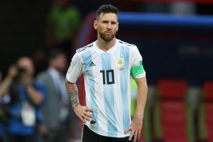    Ekspresi lesu Lionel Messi seusai pertandingan babak 16 besar Piala Dunia 2018 antara Argentina lawan Prancis di Kazan Arena, Kazan, 30 Juni 2018.   