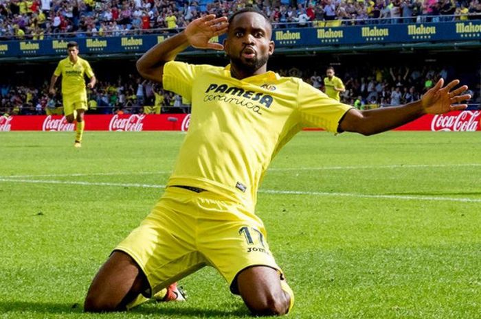 Selebrasi striker Cedric Bakambu seusai mencetak gol untuk Villarreal CF pada laga Liga Spanyol. 
