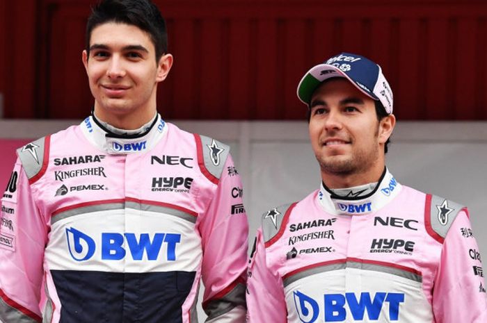 Dua pebalap Force India pada ajang Formula 1 musim 2018, Esteban Ocon (kiri) dan Sergio Perez.