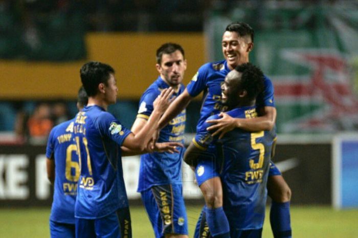 Persib Bandung menggulung tuan rumah Sriwijaya FC pada partai tunda pekan 20 Liga 1, Senin (4/9/2017).