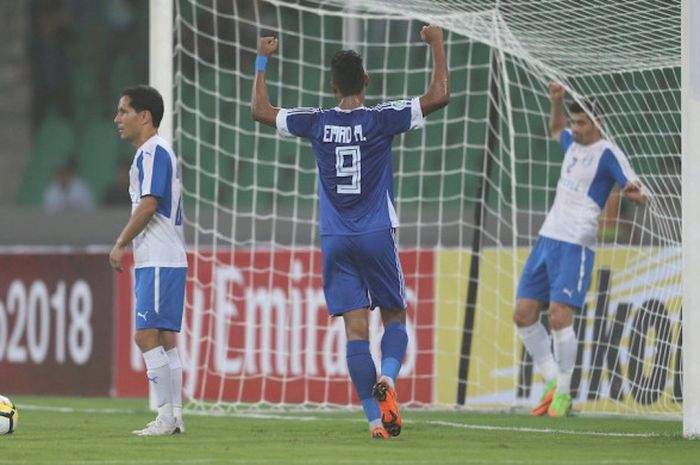 Suka cita pemain Air Force Club, Emad Mohsin seusai mengalahkan Altyn Asyr FC pada final Piala AFC 2018 di Stadion Basra Sport City, Irak, 27 Oktober 2018. 