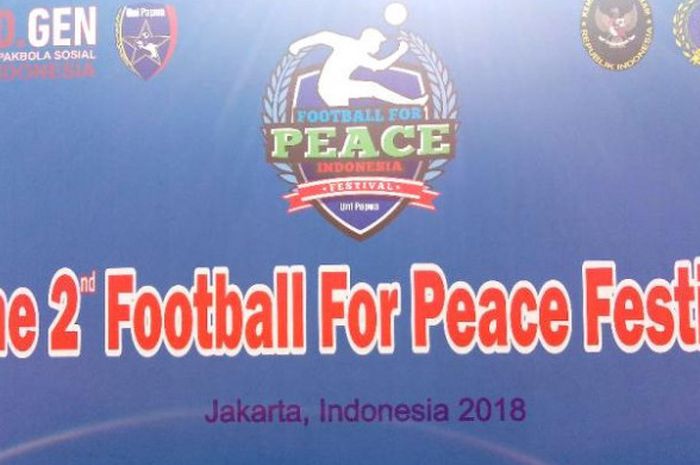Acara  Football for Peace di Stadion Soemantri Brodjonegoro, Jakarta, Sabtu (22/9/2018)