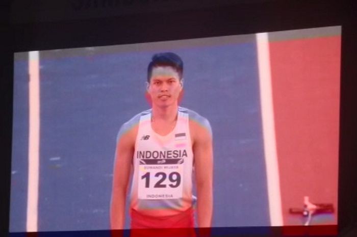 Atlet lompat jauh putra, Suwandi Wijaya, menandai debutnya pada SEA Games dengan meraih medali perak di Stadion Bukit Jalil, Kuala Lumpur, Malaysia, Kamis (24/8/2017).