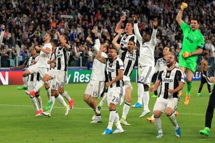 Juventus merayakan kelolosan ke final Liga Champions 2016-2017 usai laga leg 2 semifinal melawan AS Monaco di Juventus Stadium, Torino, Italia pada 9 Mei 2017.