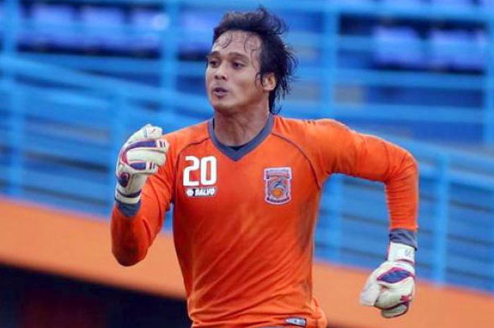 Kiper Borneo FC, Ridho Djazulie.