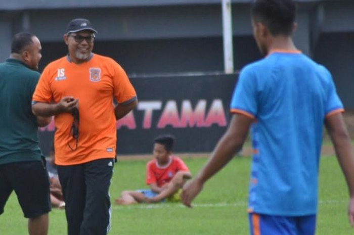 Pelatih Borneo FC, Iwan Setiawan.